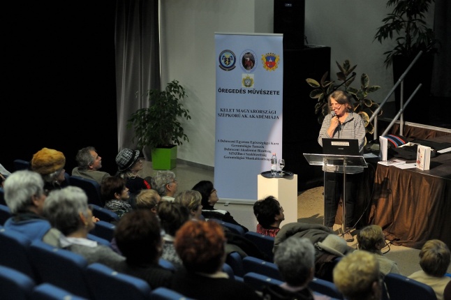 Szépkorúak Akadémiája 20161130 - fotó Szarka Lajos