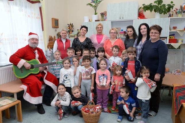 Sóstóhegyen járt a mikulás