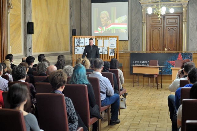 Irodalmi pályázat ünnepélyes eredményhirdetése - fotó Szarka Lajos
