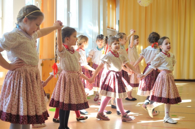 Így tedd rá az Eszterlánc oviban - fotó Szarka Lajos