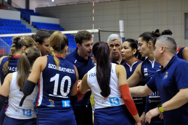 Fatum Nyíregyháza - Újpest női röpi - fotó Szarka Lajos