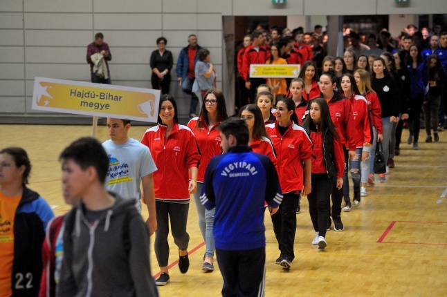 Diákolimpia ünnepélyes megnyitója - fotó Szarka Lajos