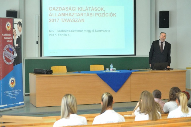 Ülésezett a Közgazdasági Társaság - fotó Szarka Lajos