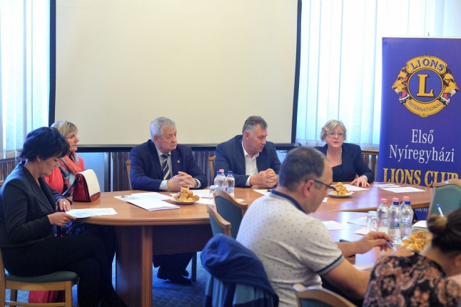 Lions sajtótájékoztató a kórházban - fotó Szarka Lajos