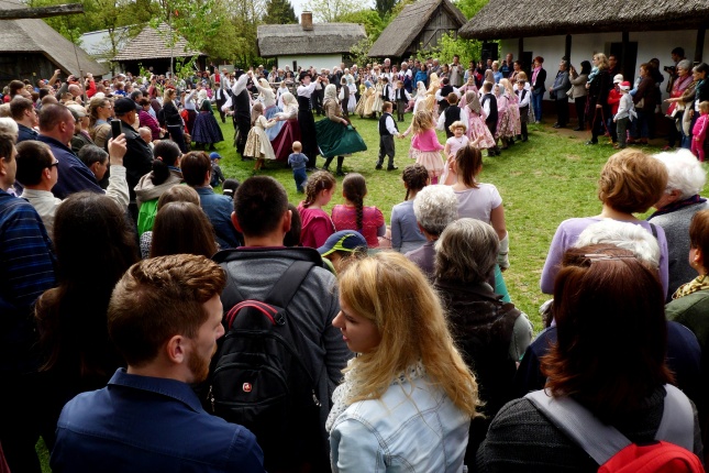 Majális a múzeumfaluban - fotó Szarka Lajos