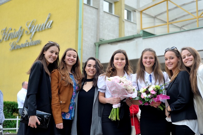 Ballagás a Krúdy gimiben - fotó Szarka Lajos