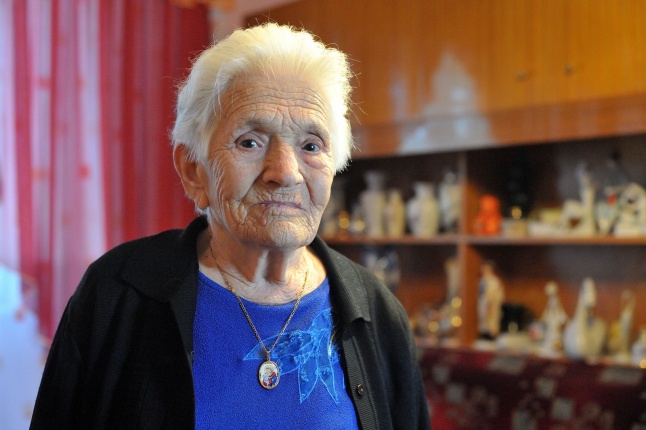 Szépkorú köszöntése - Botos Margit - fotó Szarka Lajos