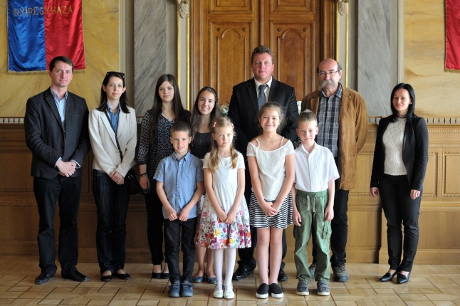 Képeslap tervek díjazottjai - fotó Szarka Lajos