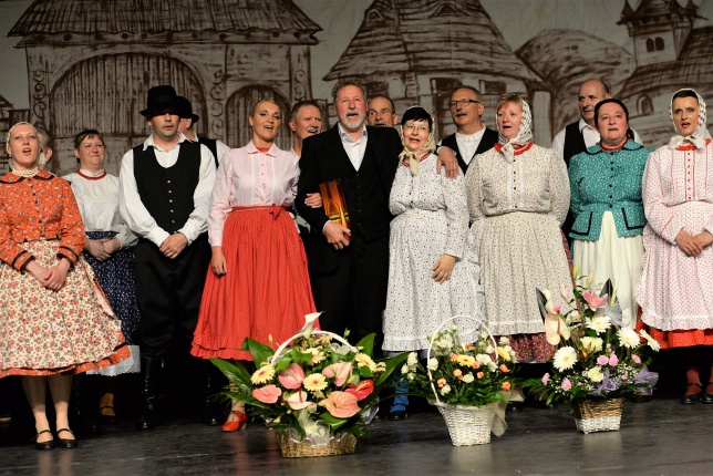 A Szabolcs Néptáncegyüttes jubileumi gálája