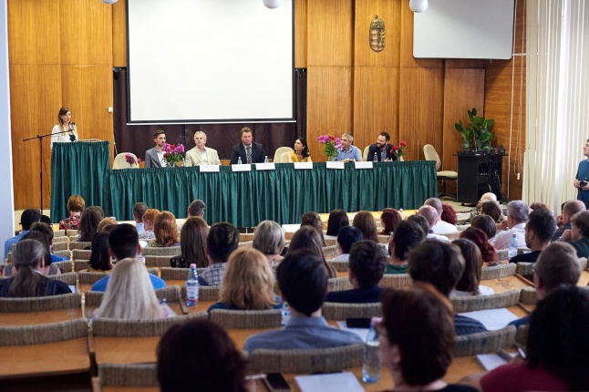 Ifjúsági konferencia az egyetemen - fotó Szarka Lajos