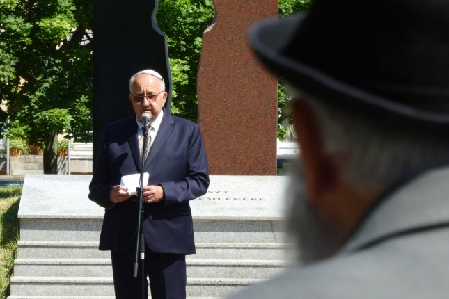 Holocaust áldozataira emlékeztek - fotó Szarka Lajos