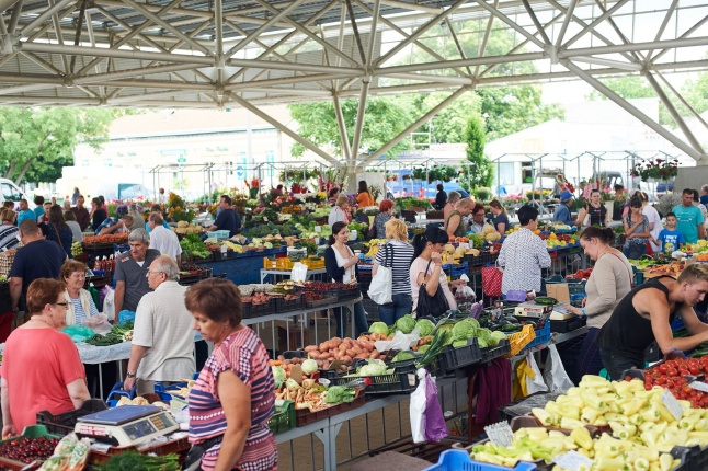 Piac szépségverseny és új parkolók - fotó Szarka Lajos