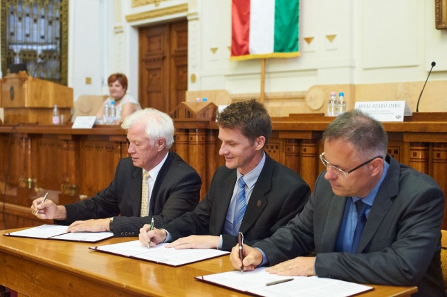 TOP partnerségi megállapodás - fotó Szarka Lajos