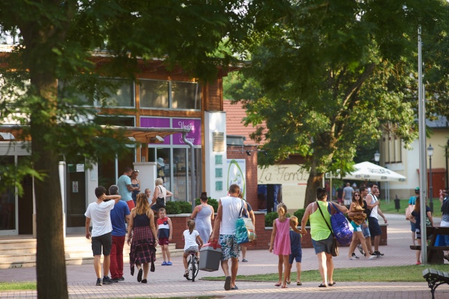 Egy nyári este Sóstón - fotó Szarka Lajos