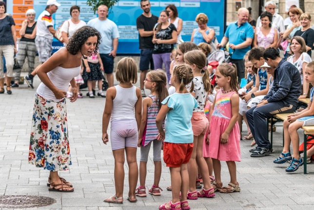 Kárász Eszter és az Eszterlánc mesezenekar - fotó Kohut Árpád
