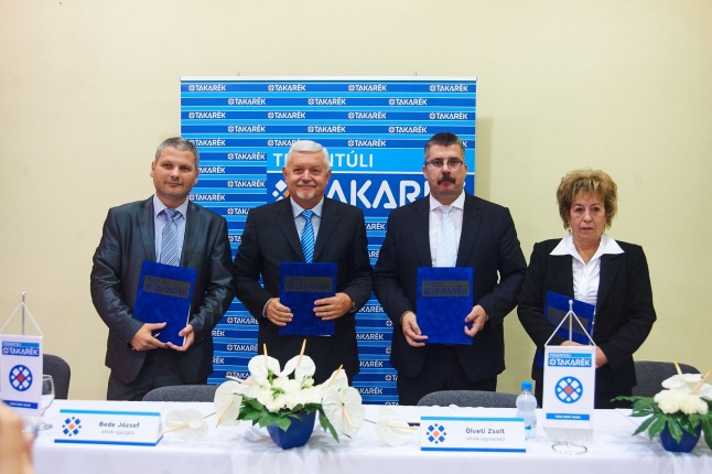 Egyesülési szerződés - fotó Szarka Lajos