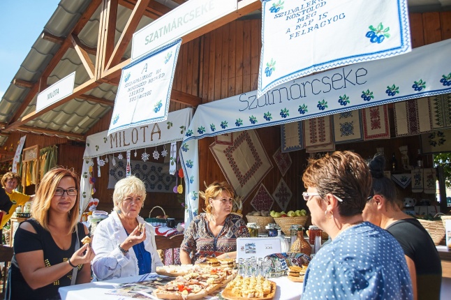 Közfoglalkoztatási Kiállítás 2017 - fotó Szarka Lajos