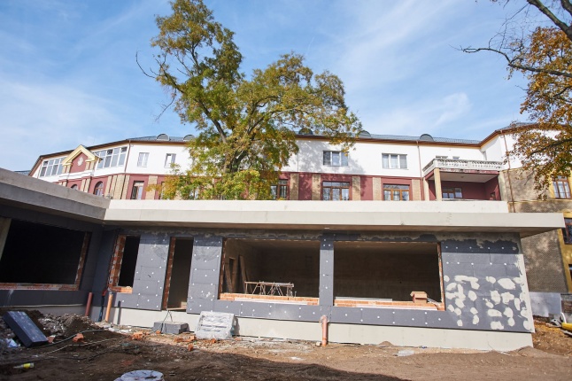 Épül a kórházi óvoda - fotó Szarka Lajos
