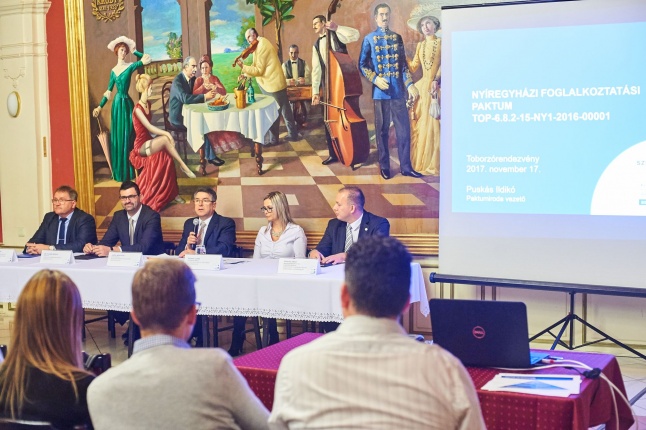 Foglalkoztatási paktum 20171117 - fotó Szarka Lajos