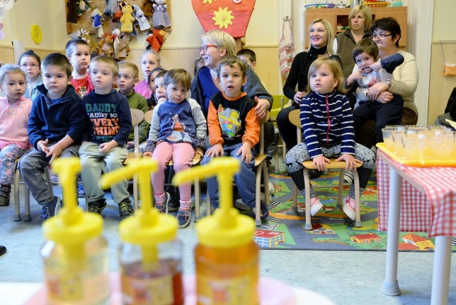 Mézes reggeli a sóstóhegyi óvodában - fotó Trifonov Éva