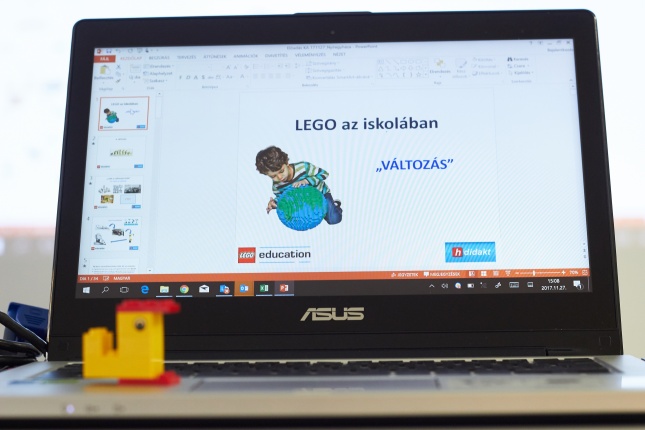 LEGO Education az egyetemen - fotó Szarka Lajos