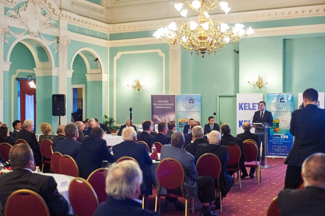 TOP 100   2017 - fotó Szarka Lajos