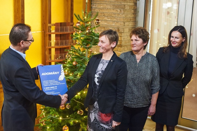 Adomány a Michelin-től - fotó Szarka Lajos