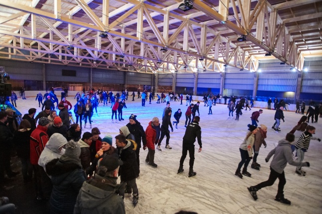 Jégdiszkó Nyíregyházán - fotó Szarka Lajos