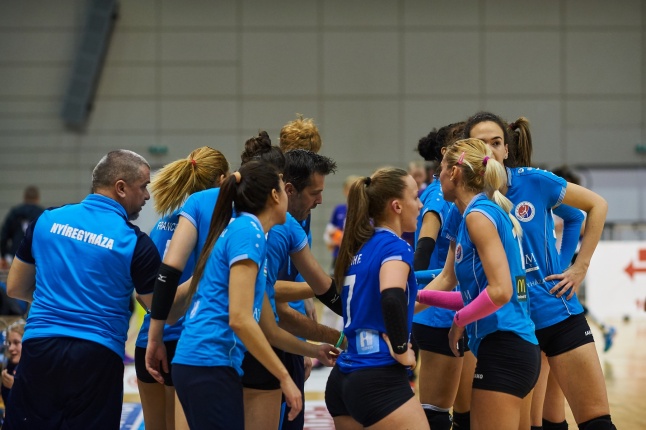 Fatum-UTE női röpi - fotó Szarka Lajos