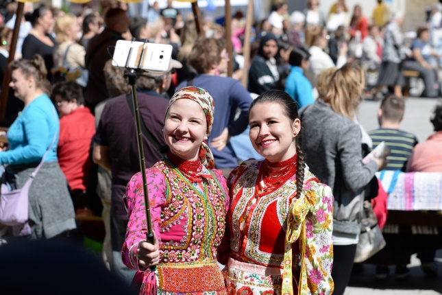Helló Nyíregyháza délelőtt 2 - fotó Trifonov Éva
