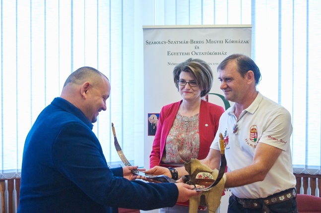 Mónus József adománya - fotó Szarka Lajos