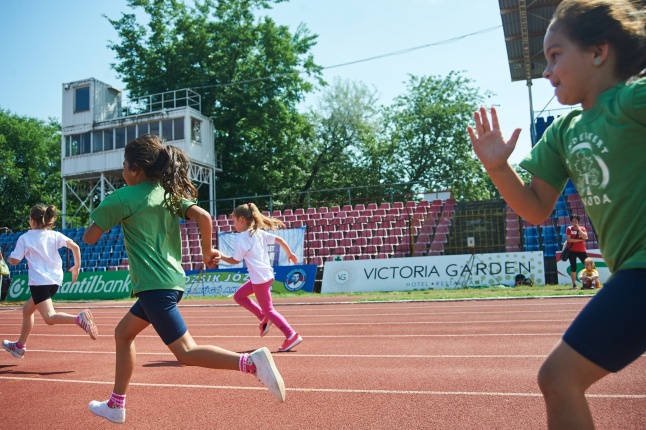 Ovi atlétika a stadionban - fotó Szarka Lajos