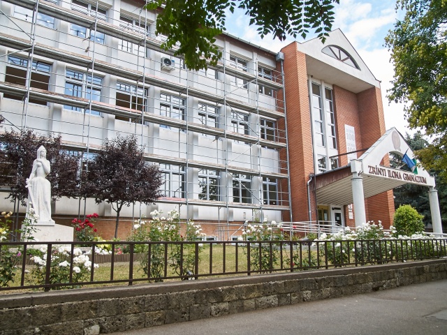 Felújítják a Zrínyi gimnáziumot - fotó Szarka Lajos