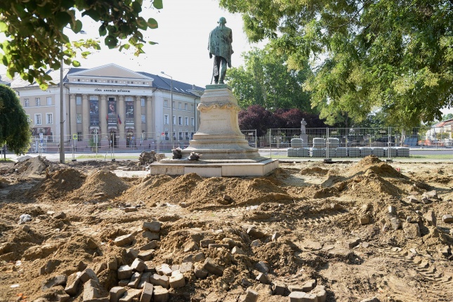 A Bessenyei tér felújítási munkálatai - fotó Trifonov Éva