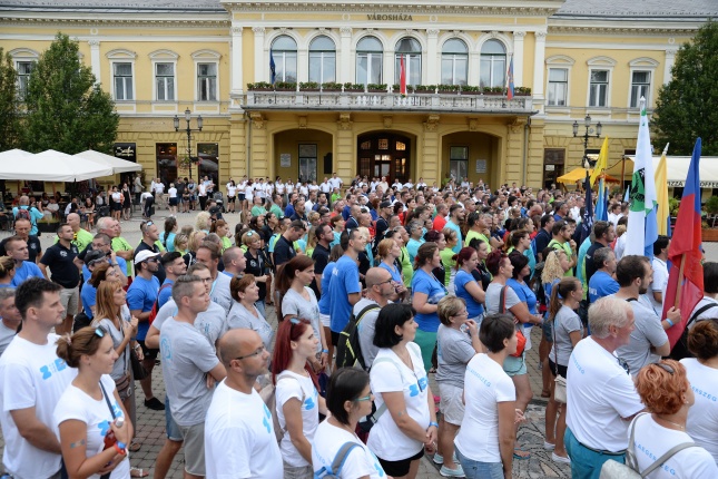 Sporttalálkozó megnyitó a Kossuth téren -fotó Trifonov Éva