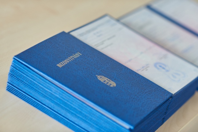 Diplomás ápolók - fotó Szarka Lajos