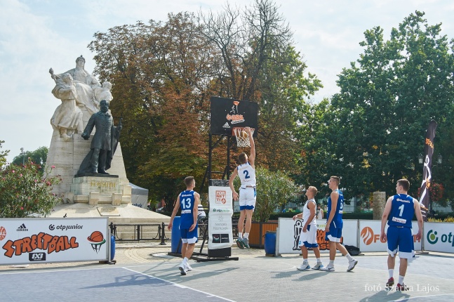 Streetball a belvárosban - fotó Szarka Lajos
