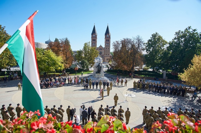 Csapatzászló adományozási ünnepség 1 - fotó Szarka Lajos