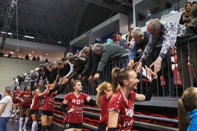 Fatum-Düdingen női rőpi