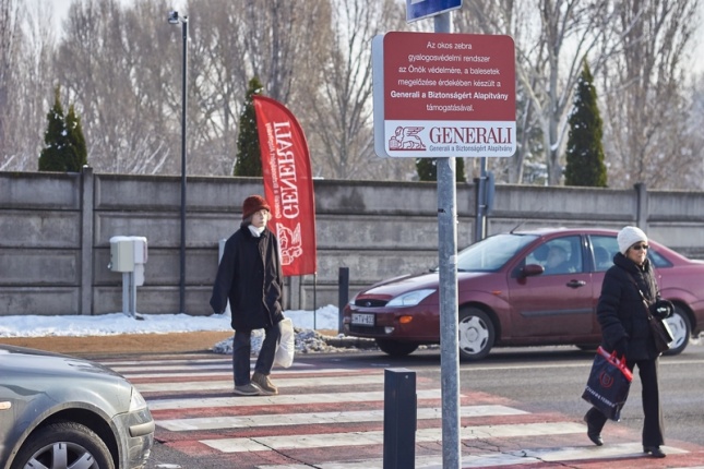 Safecross okos zebra a Korányi utcán
