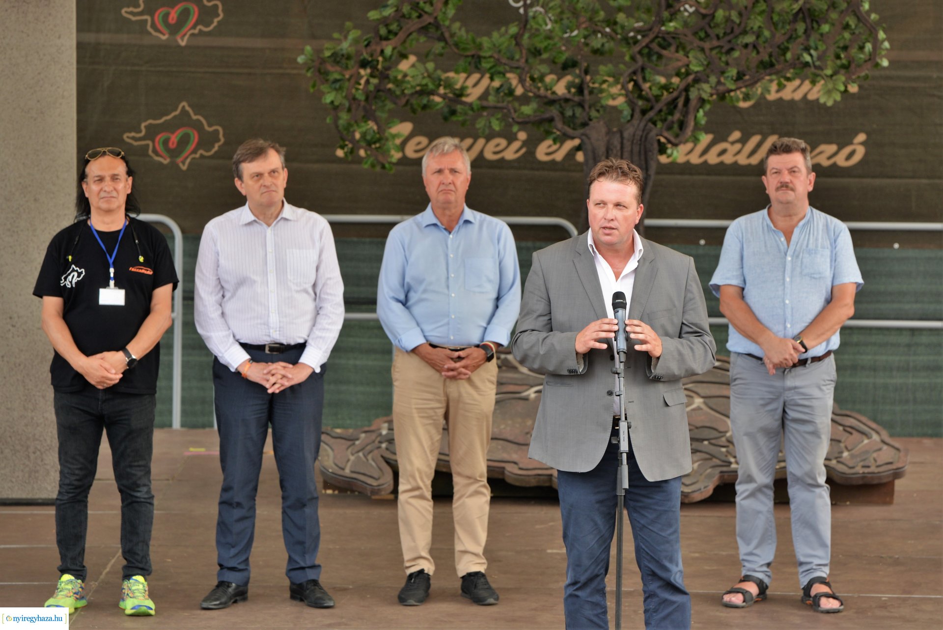 " Itthon vagyunk" vármegyei identitás feszt