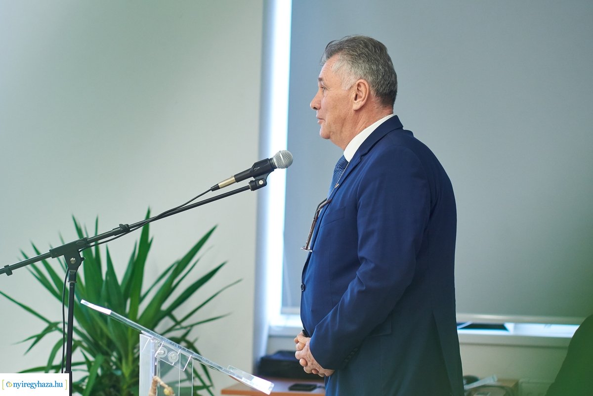 100 éves a Központi Laboratórium