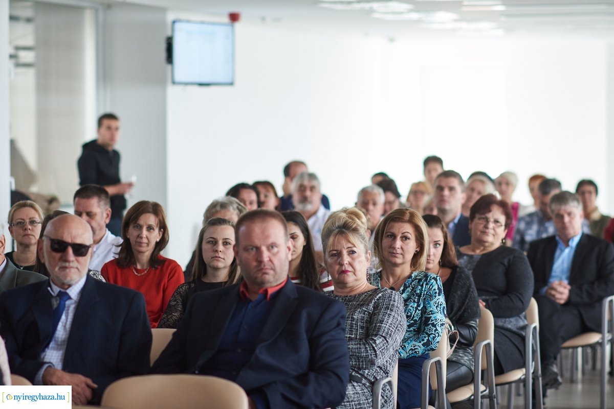 100 éves a Központi Laboratórium