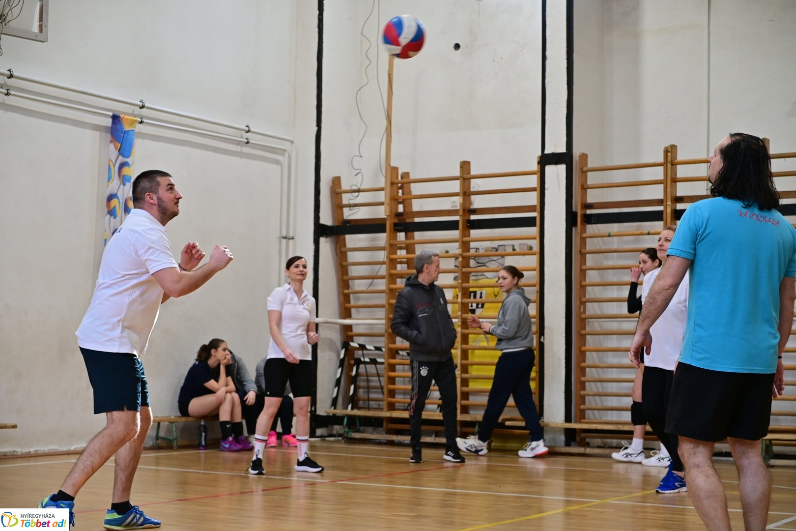 12 órás röpi a Kazinczy Ferenc iskolában 2026 februárjában