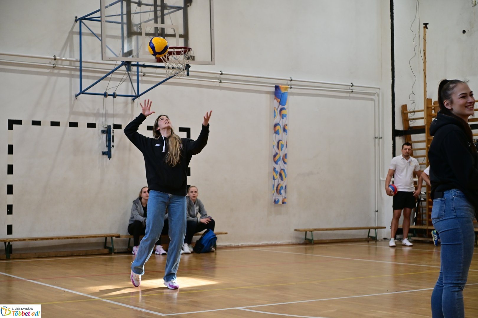 12 órás röpi a Kazinczy Ferenc iskolában 2026 februárjában