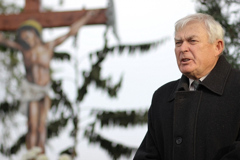 Felújított feszület Kistelekiszőlőben