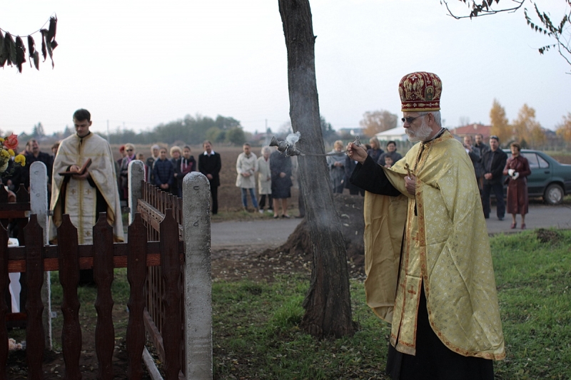 Felújított feszület Kistelekiszőlőben