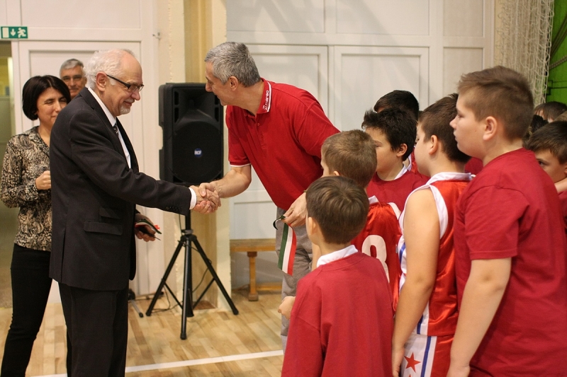 Átadták az Eötvös megújult tornatermét