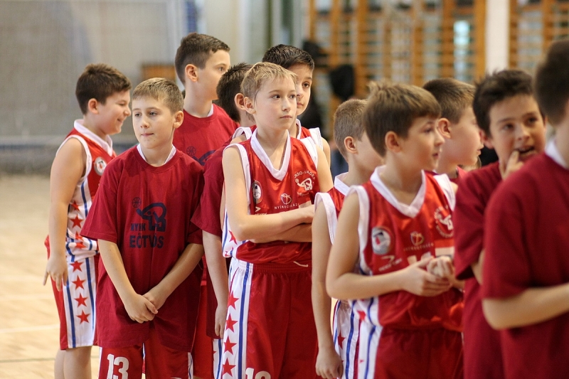 Átadták az Eötvös megújult tornatermét