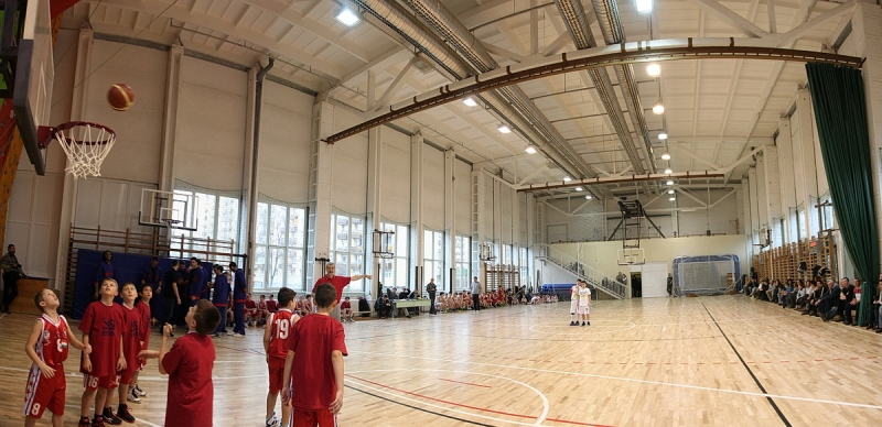 Átadták az Eötvös megújult tornatermét